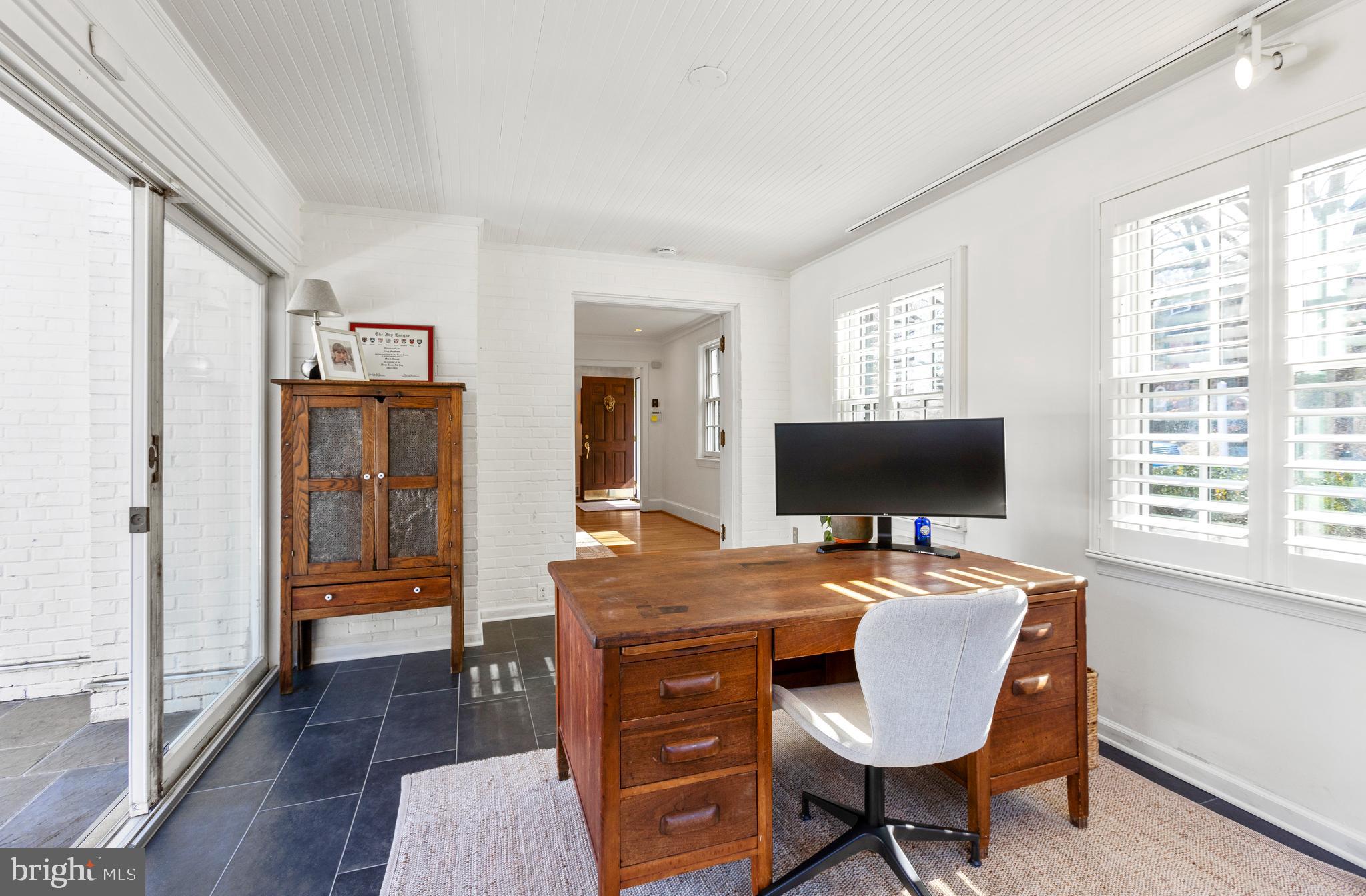 ROLLINGWOOD - Residential