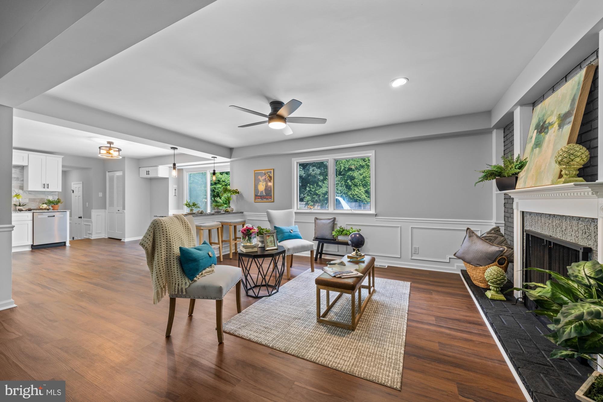 WILLOWDALE - Residential