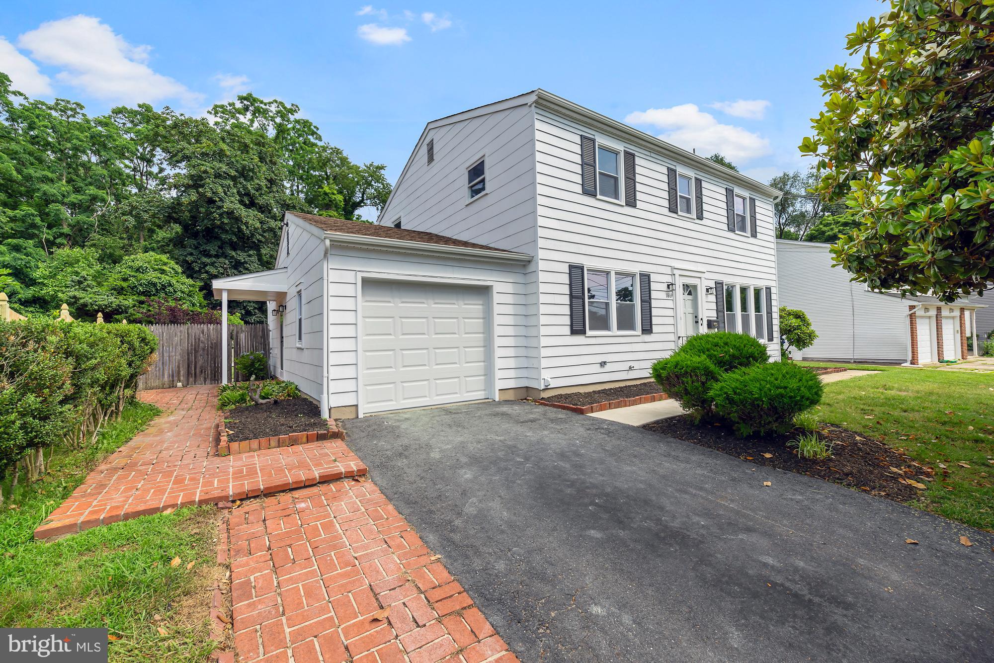 1869 W POINT DRIVE