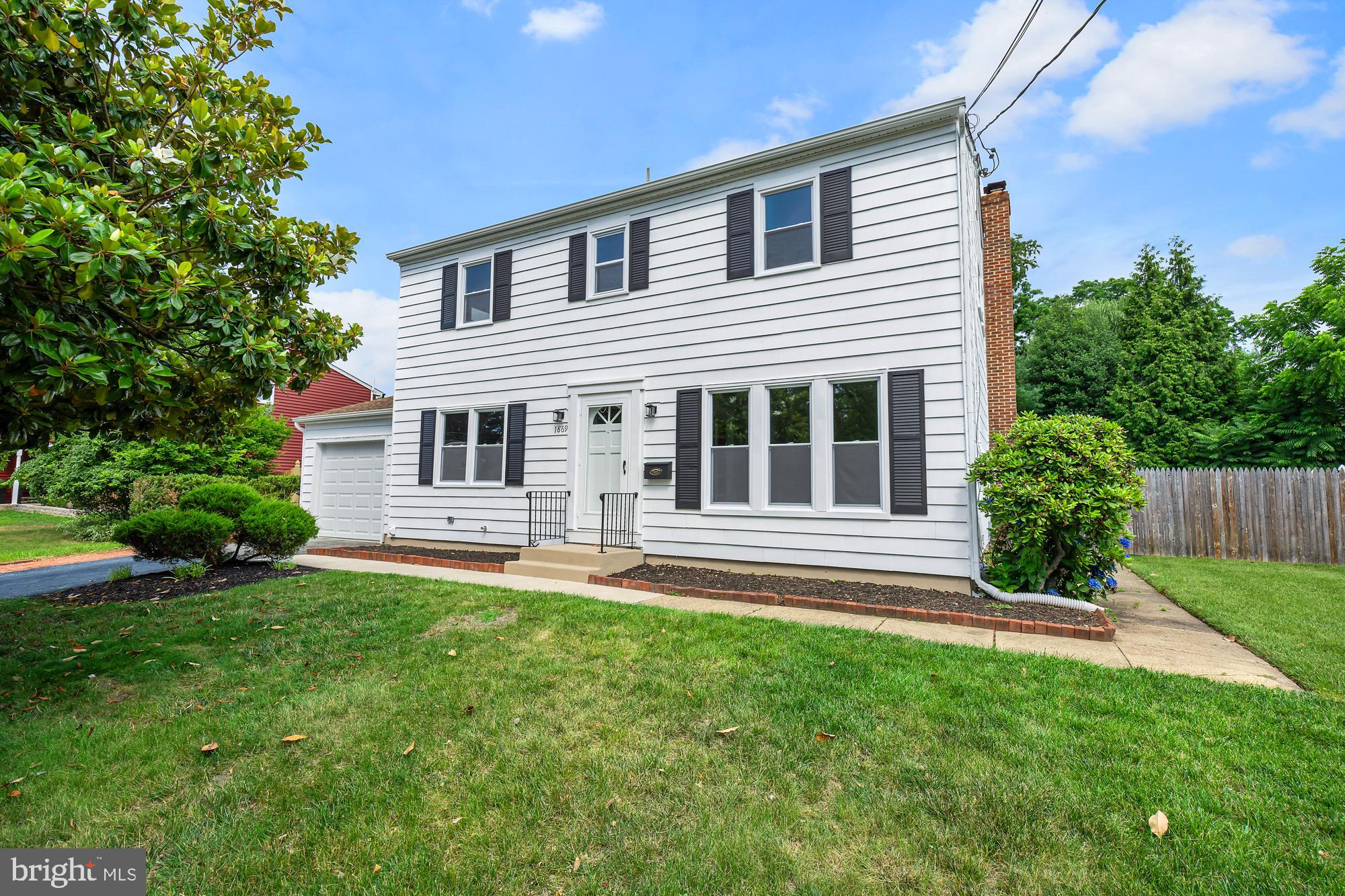 1869 W POINT DRIVE