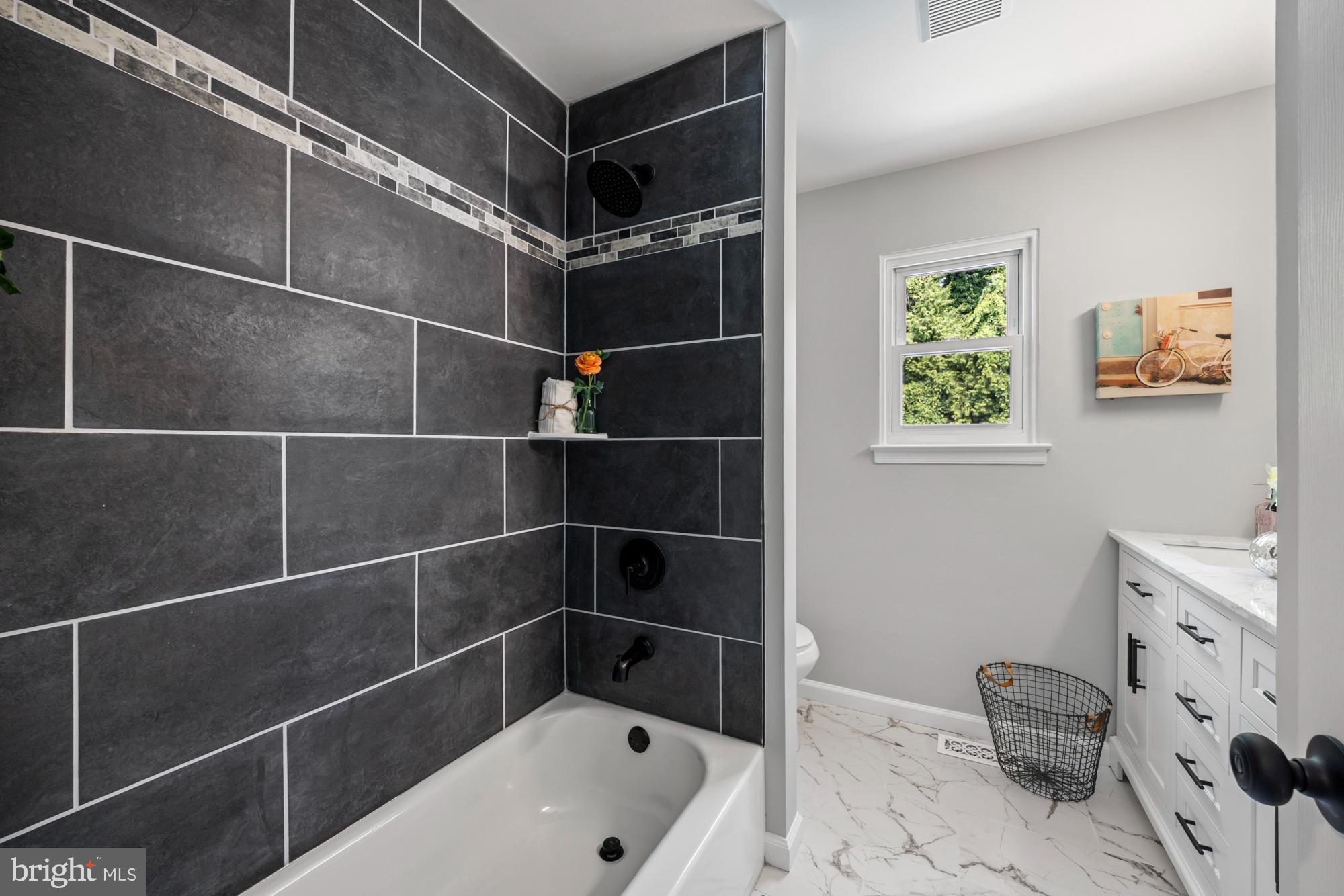 WILLOWDALE - Residential