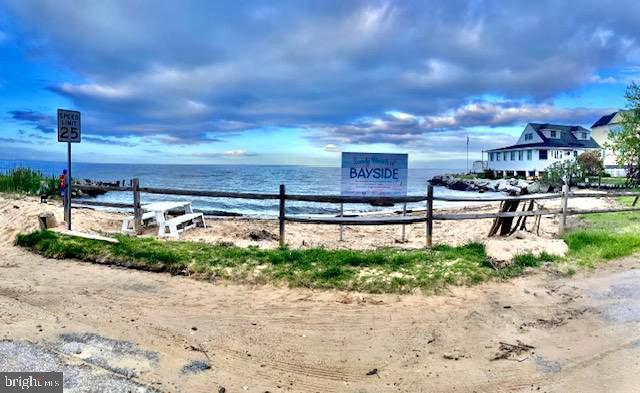 BAYSIDE BEACH - Residential