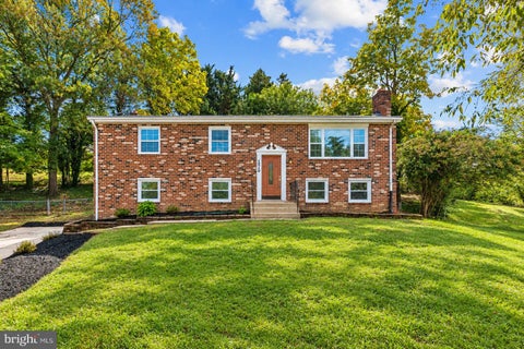 Homes For Sale - 12710 Gable Court<br/> FORT WASHINGTON, MD 20744