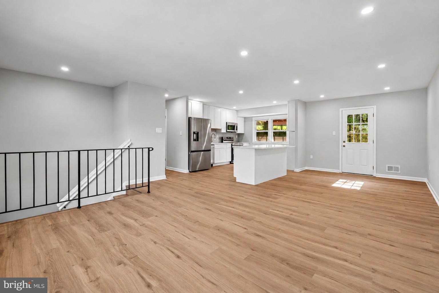 12710 GABLE COURT