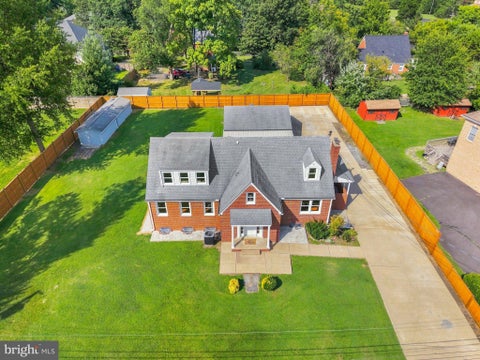 Photo of 6334 Edgemoor Lane, ALEXANDRIA, VA 22312 (MLS # VAFX2338520)