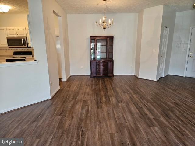 DURHAM MANOR - Residential