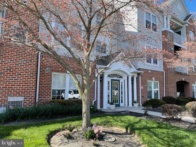 DURHAM MANOR - Residential