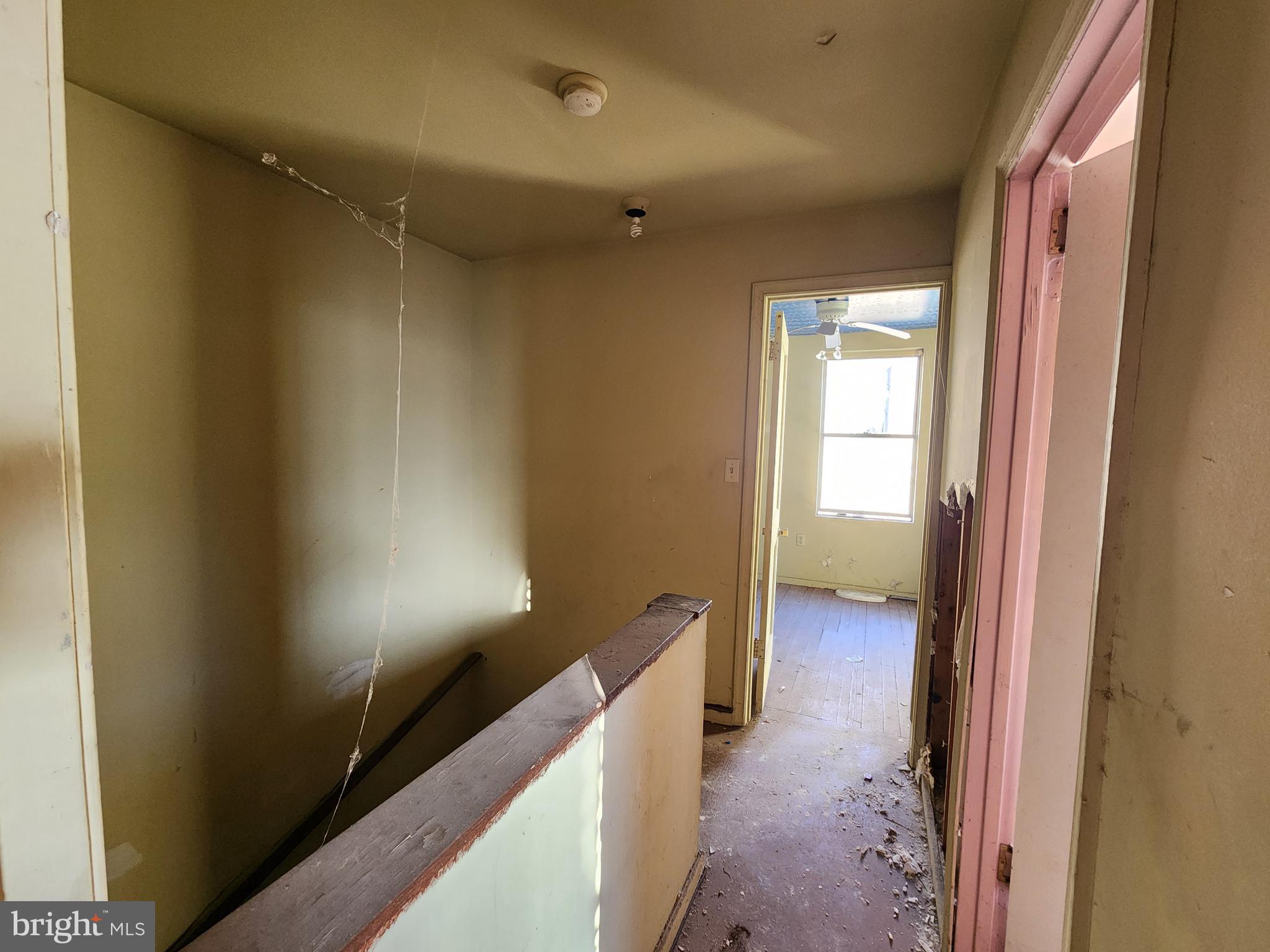 SHIPLEY HILL - Residential