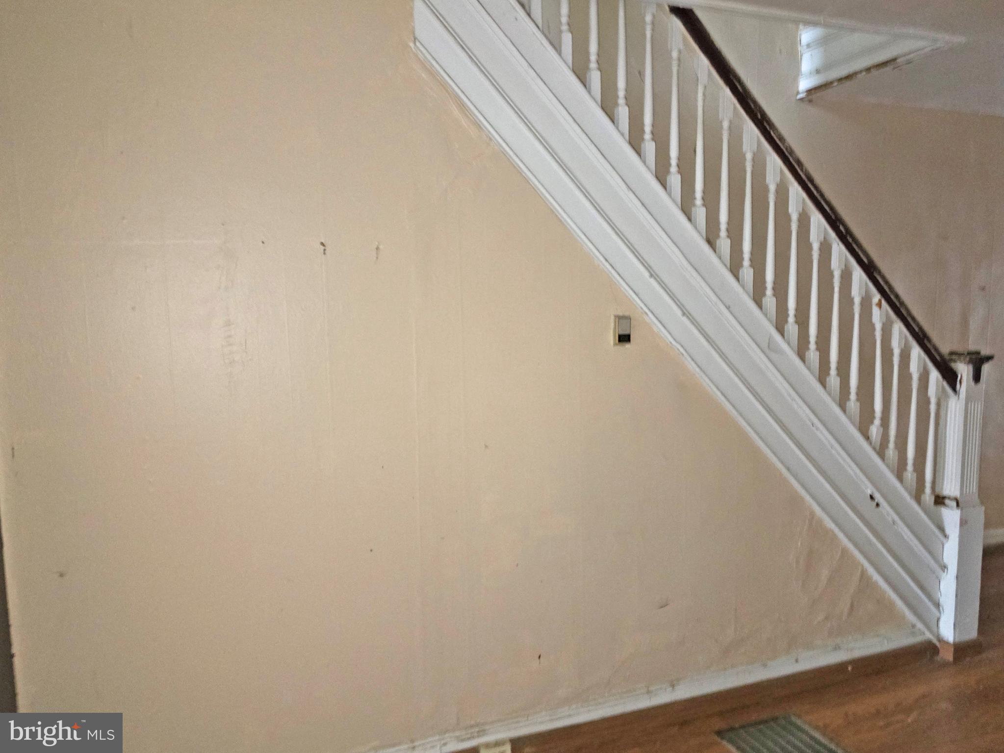 2107 CLIFTWOOD AVENUE