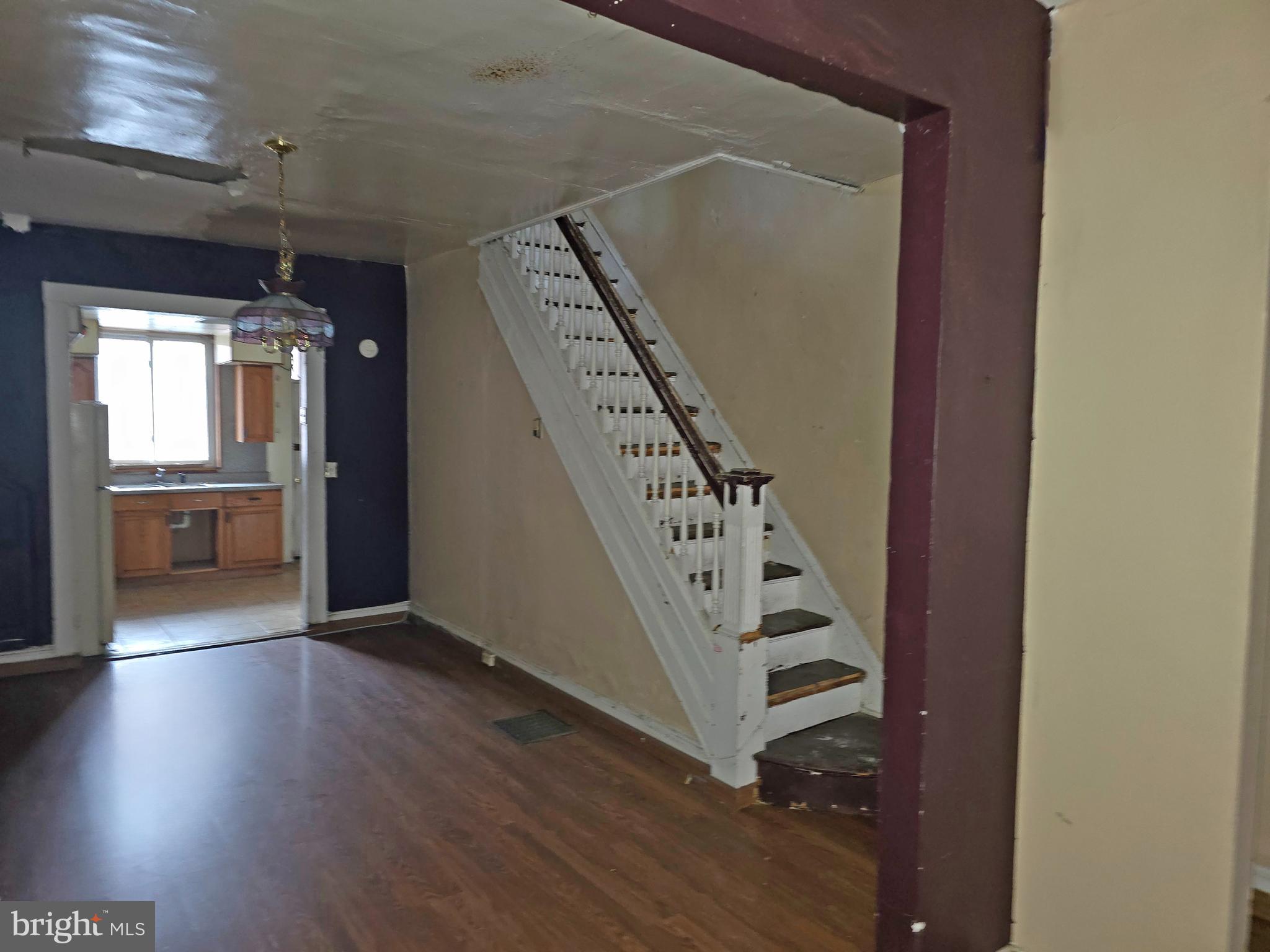 2107 CLIFTWOOD AVENUE