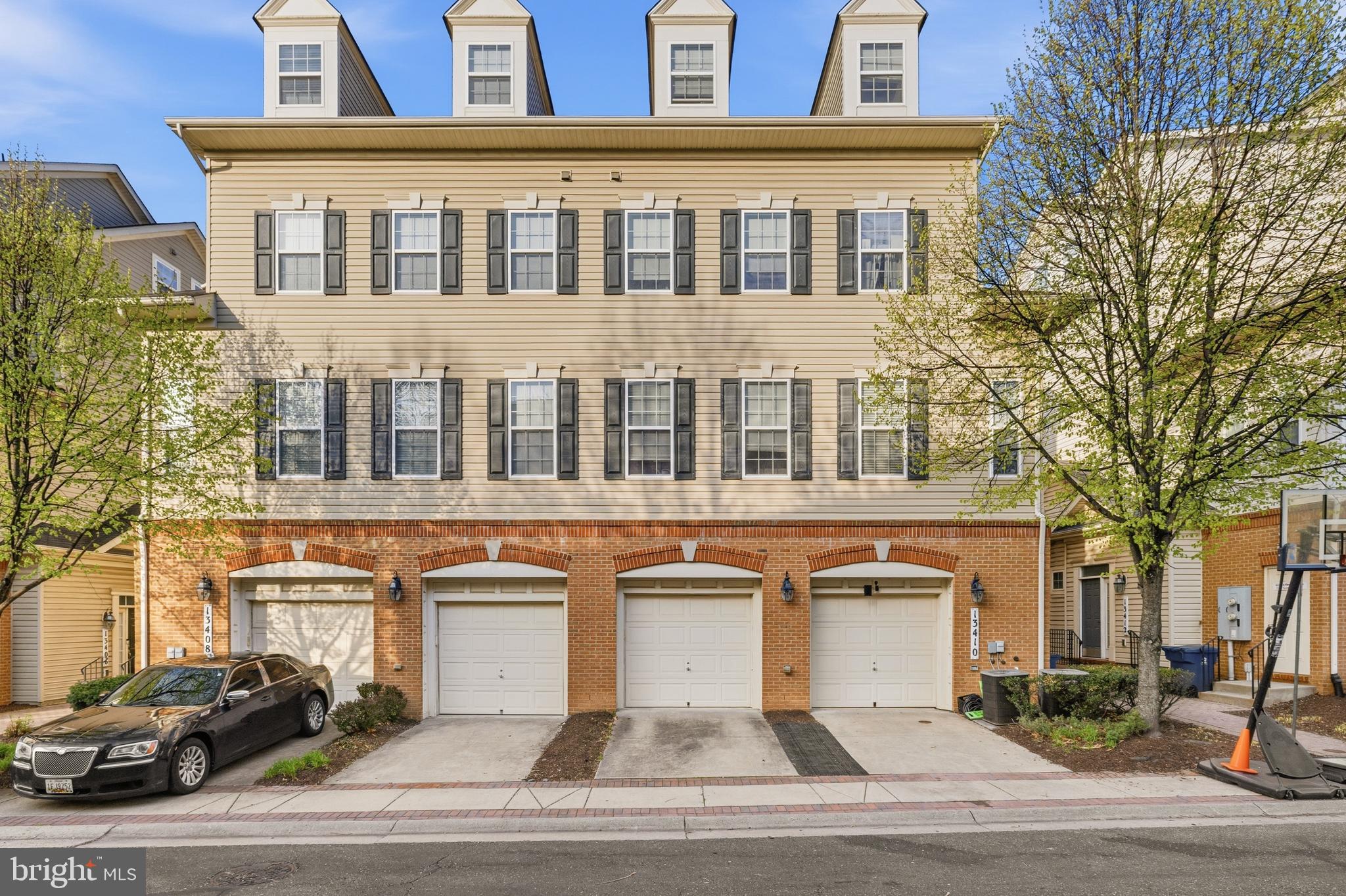 GATEWAY COMMONS - Residential