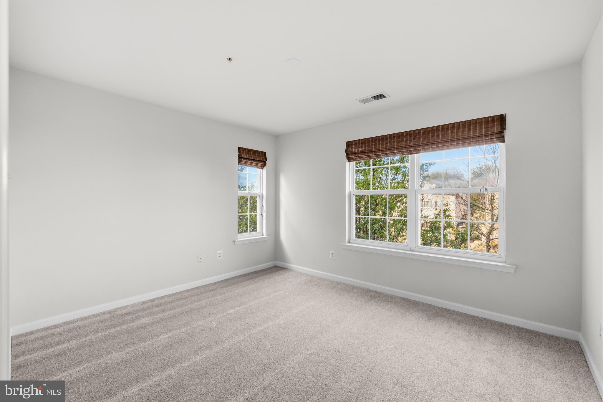 GATEWAY COMMONS - Residential