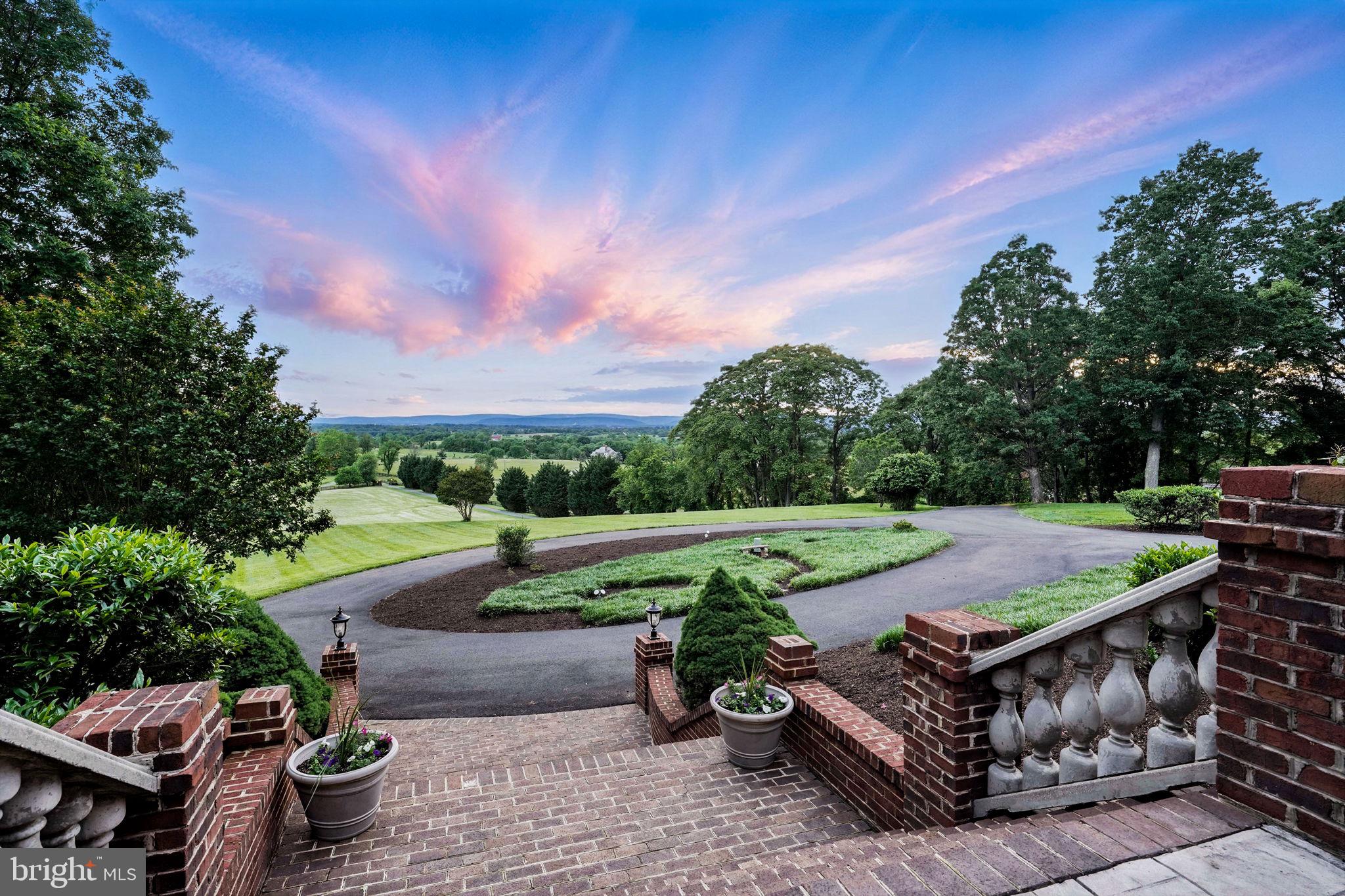 BISHOP - Residential