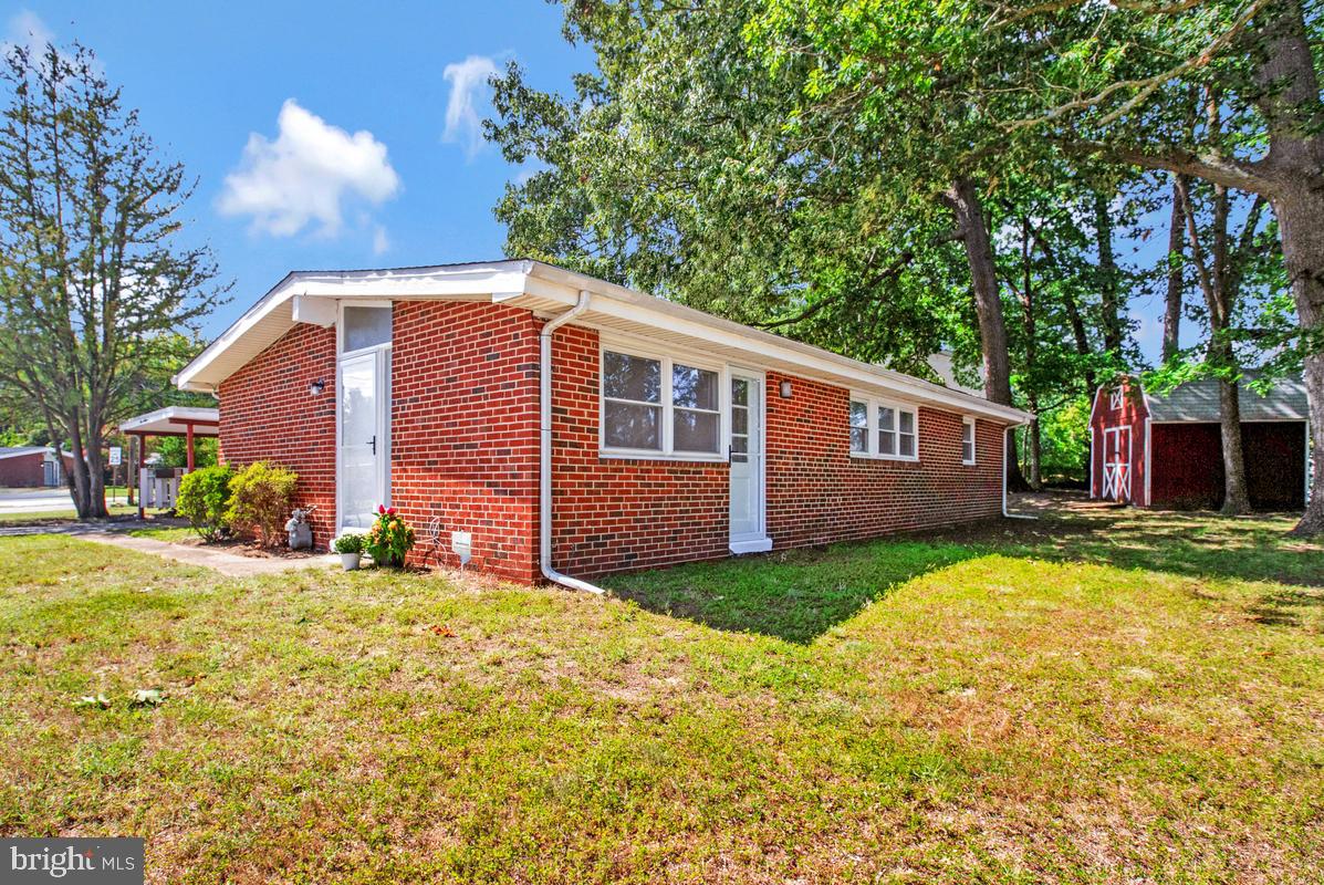 316 GLOUCESTER DRIVE