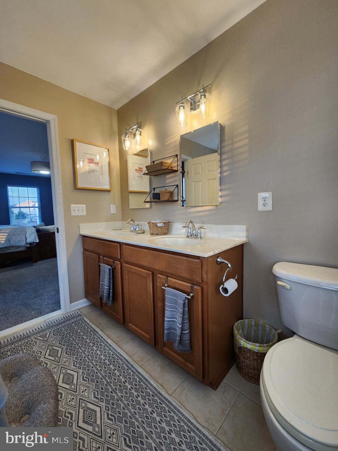 WAKELAND MANOR - Residential