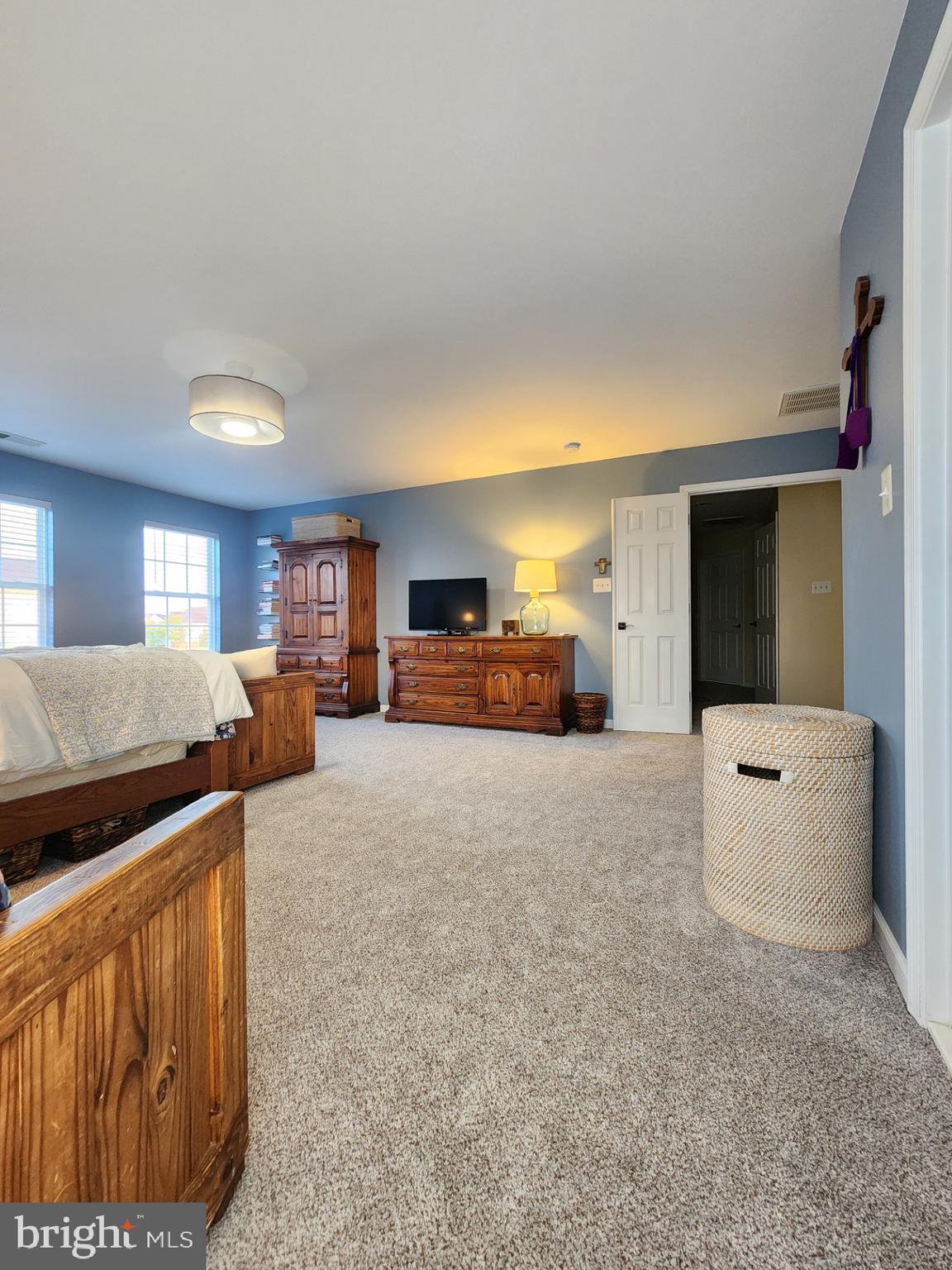 WAKELAND MANOR - Residential