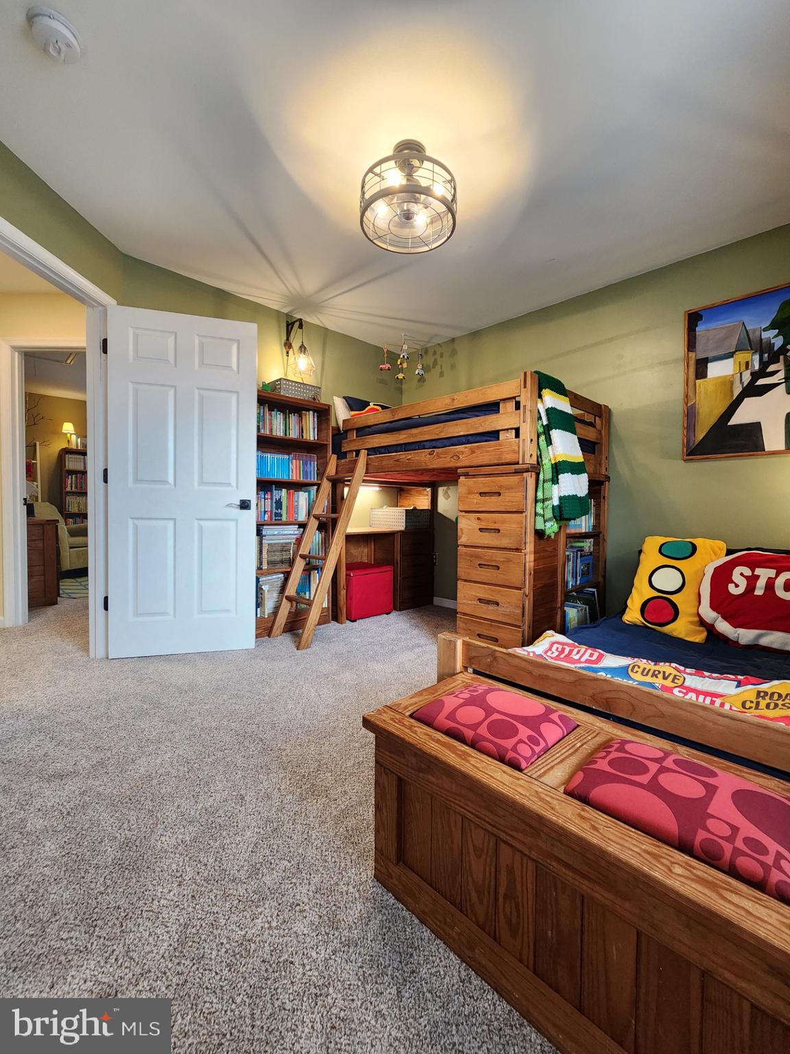 WAKELAND MANOR - Residential