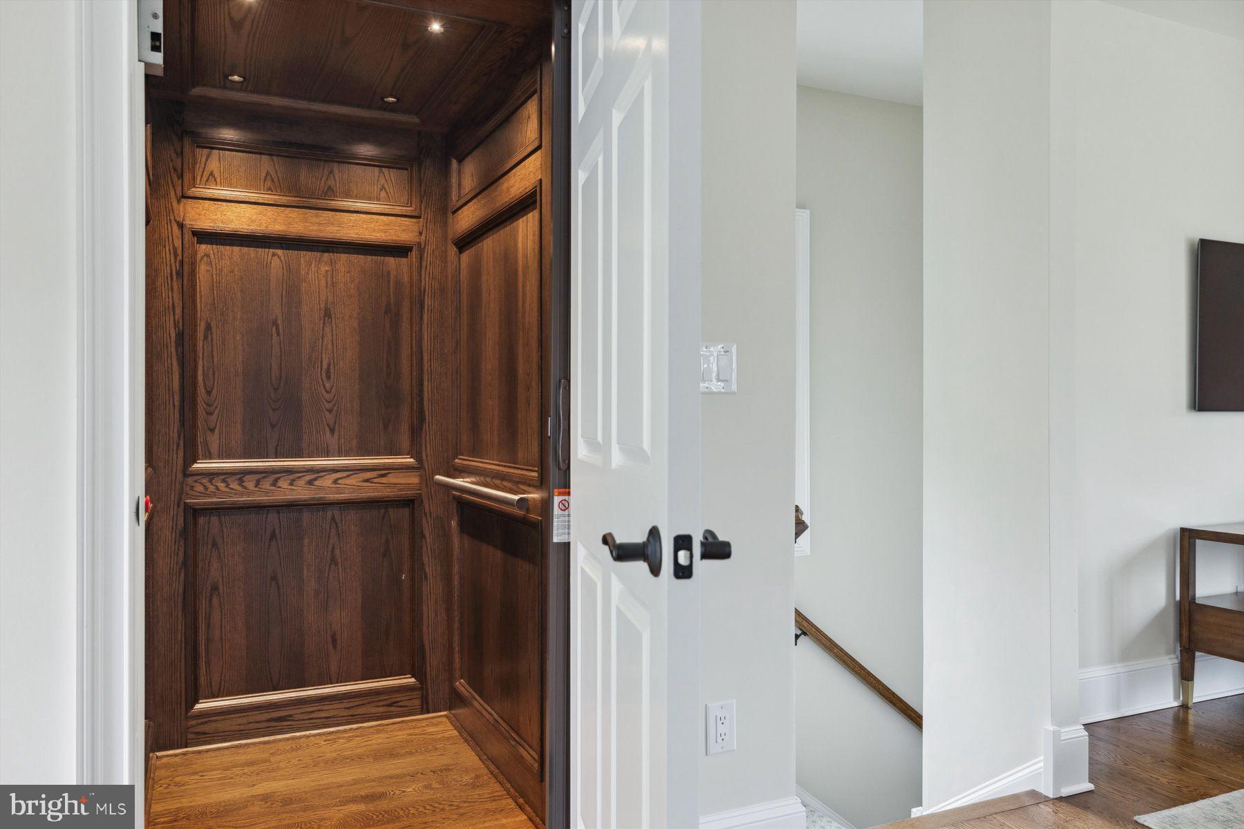 WEATHERFIELD - Residential