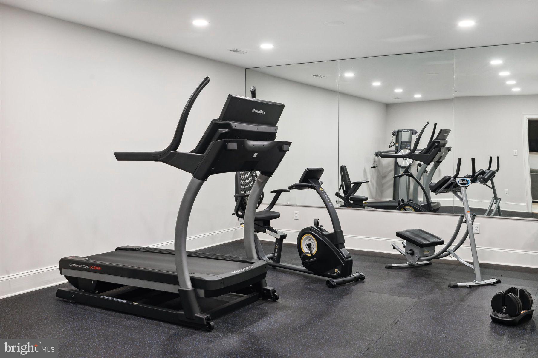 WEATHERFIELD - Residential