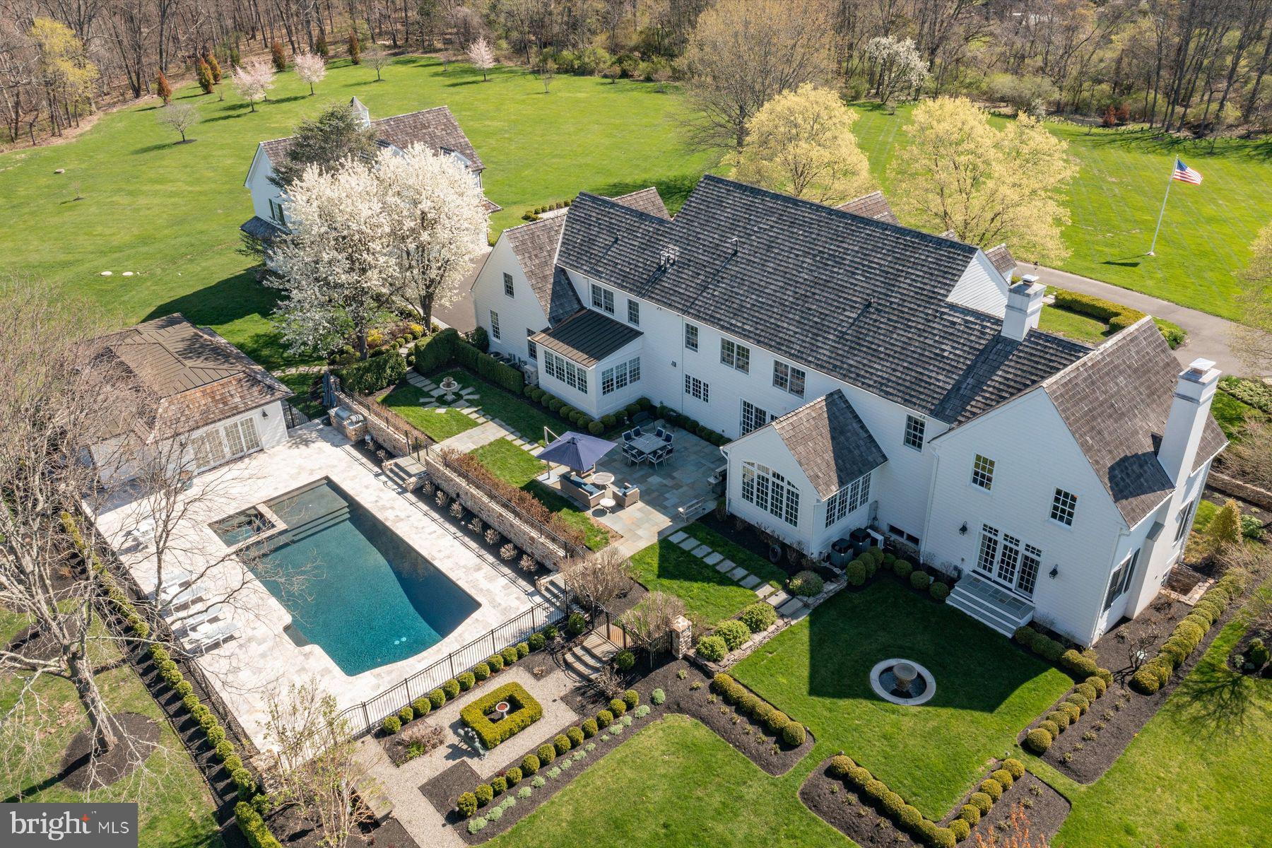 WEATHERFIELD - Residential