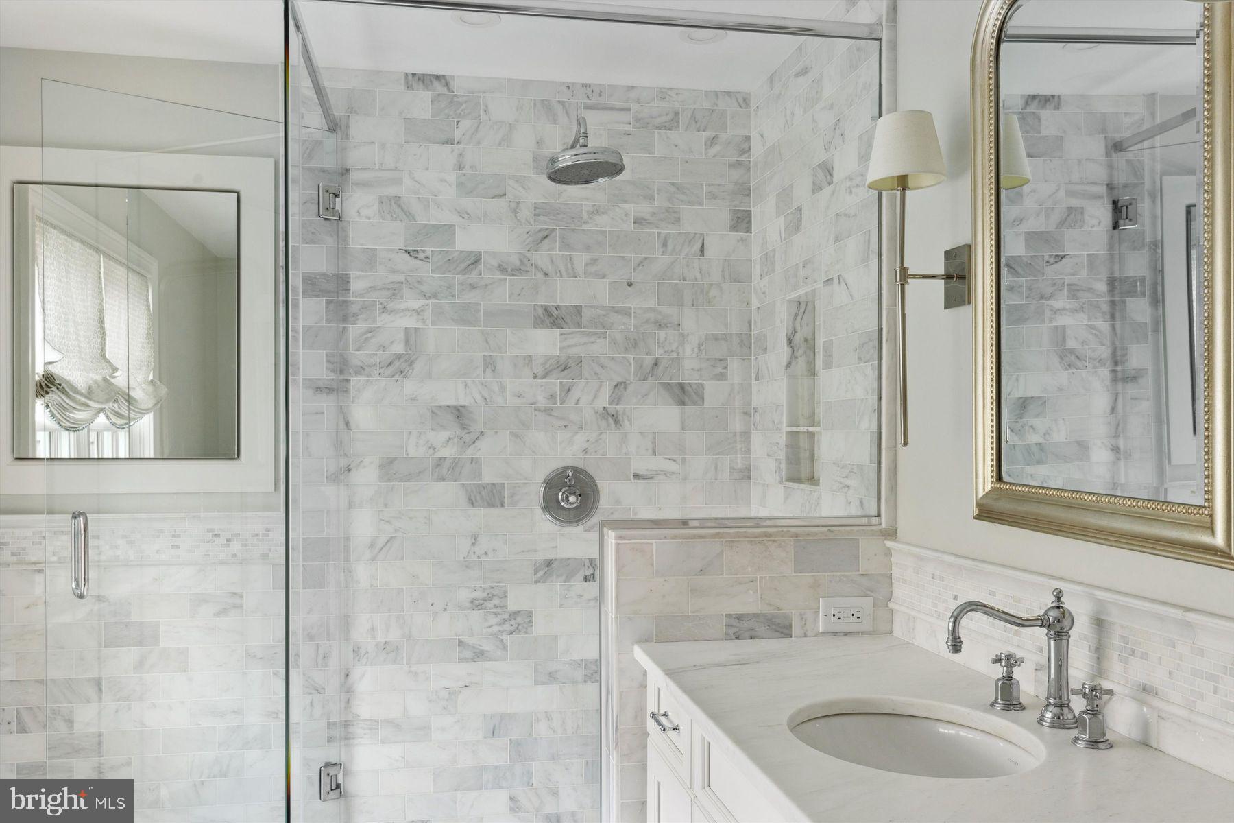 WEATHERFIELD - Residential