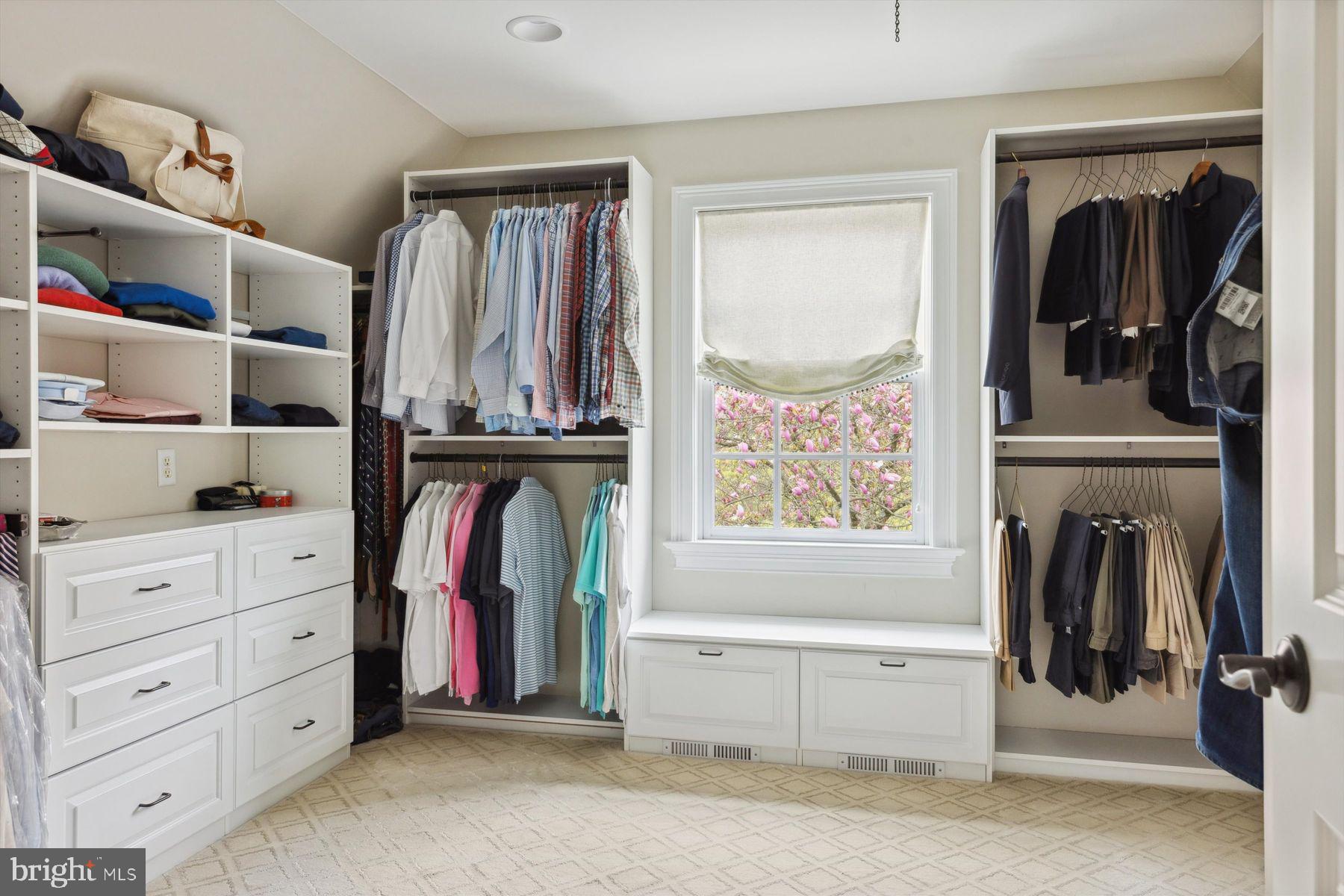 WEATHERFIELD - Residential