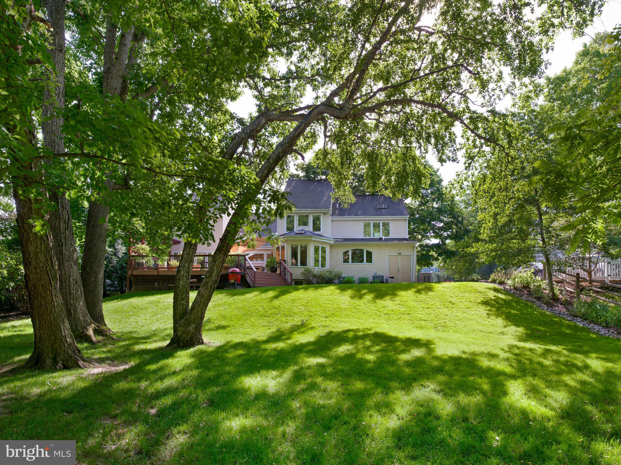 543 FOXGLOVE LANE