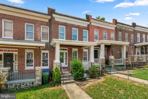 Townhouse For Sale - 1006 N Rosedale Street<br/> BALTIMORE, MD 21216