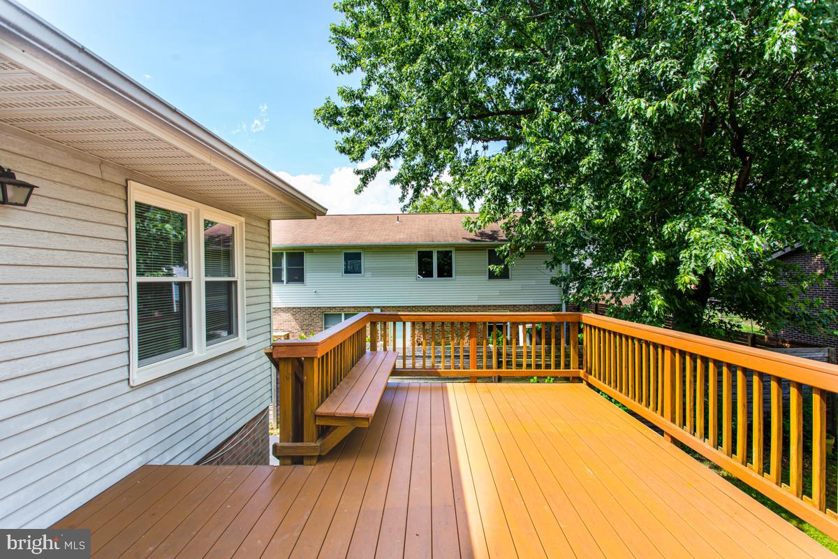 SOUTH ARLINGTON - Residential