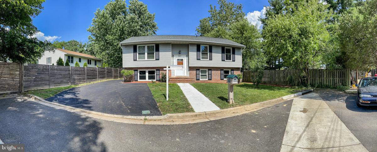 SOUTH ARLINGTON - Residential