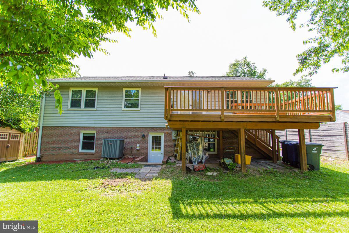 SOUTH ARLINGTON - Residential