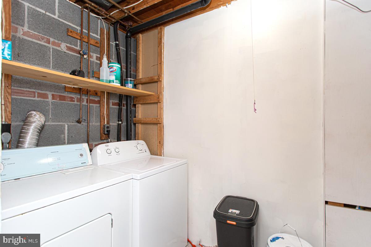 SOUTH ARLINGTON - Residential