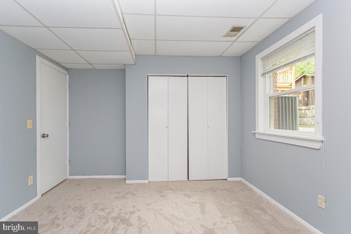 SOUTH ARLINGTON - Residential