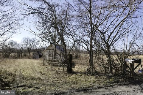 40455 QUARTER BRANCH ROAD LOVETTSVILLE VA 20180