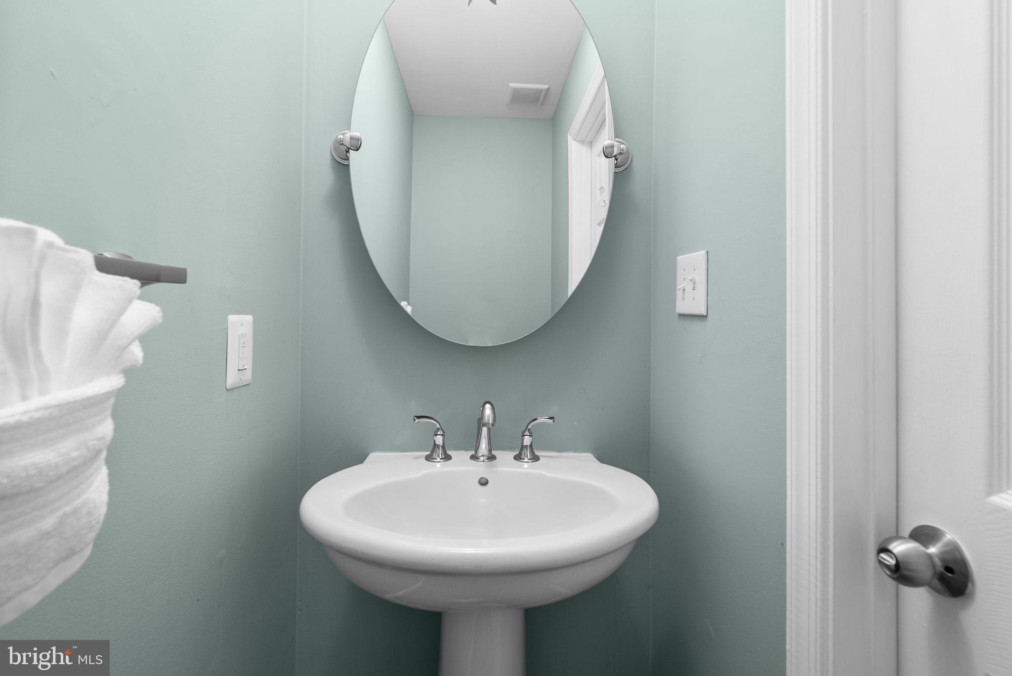 VALLEY STREAM ESTATES - Residential