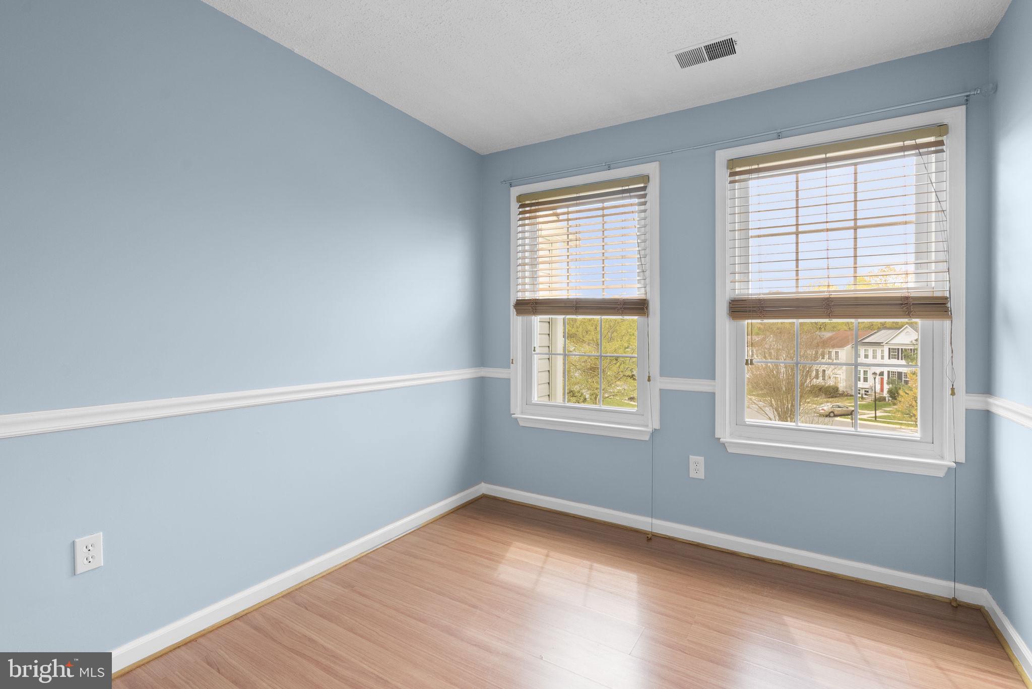 VALLEY STREAM ESTATES - Residential