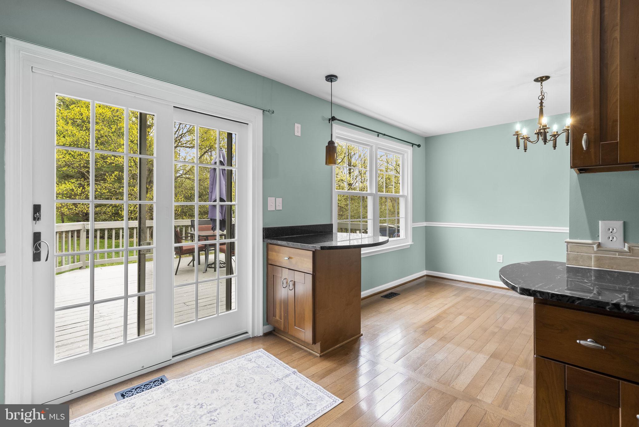 VALLEY STREAM ESTATES - Residential