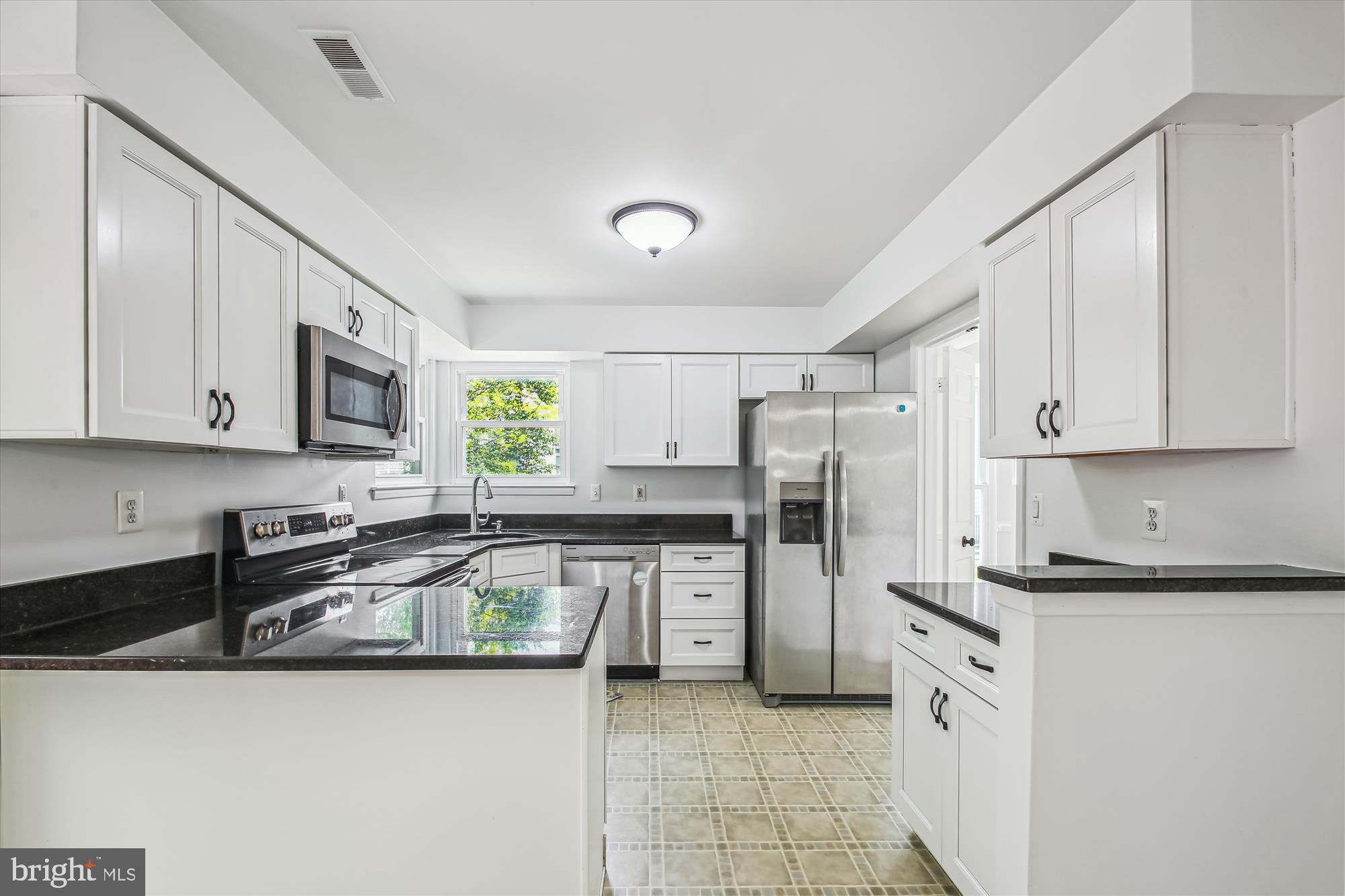 WOODLAND VILLAGE - Residential