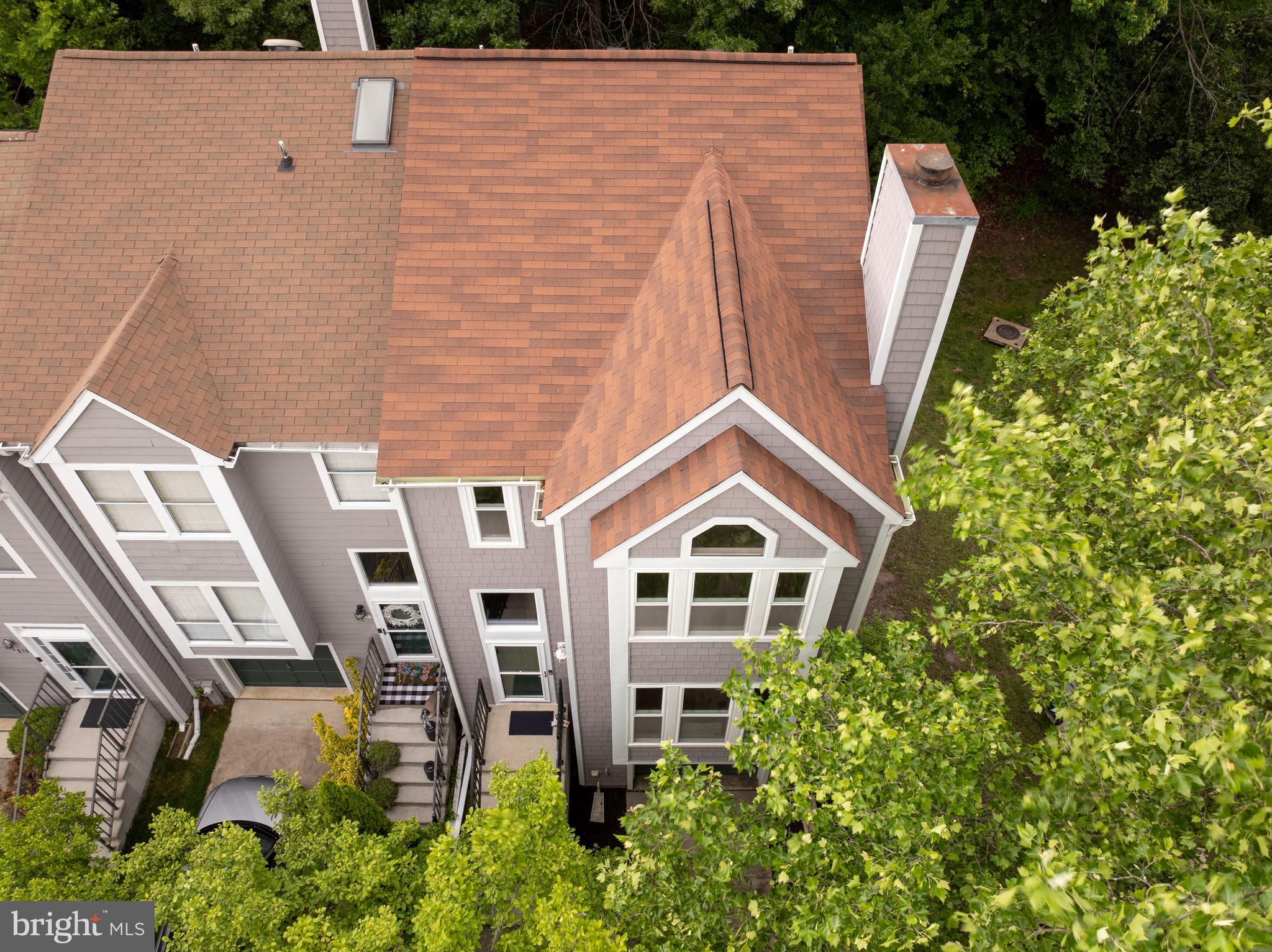 WOODLAND VILLAGE - Residential