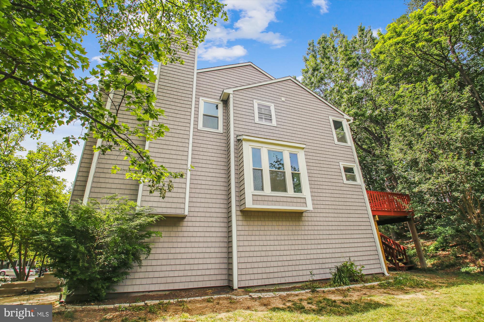 WOODLAND VILLAGE - Residential