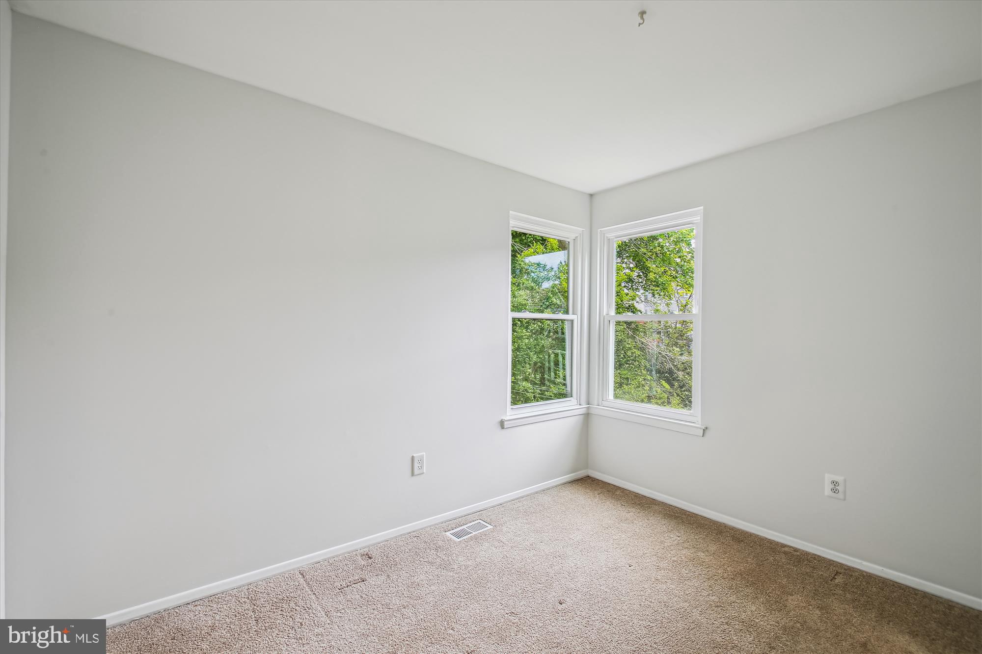 WOODLAND VILLAGE - Residential