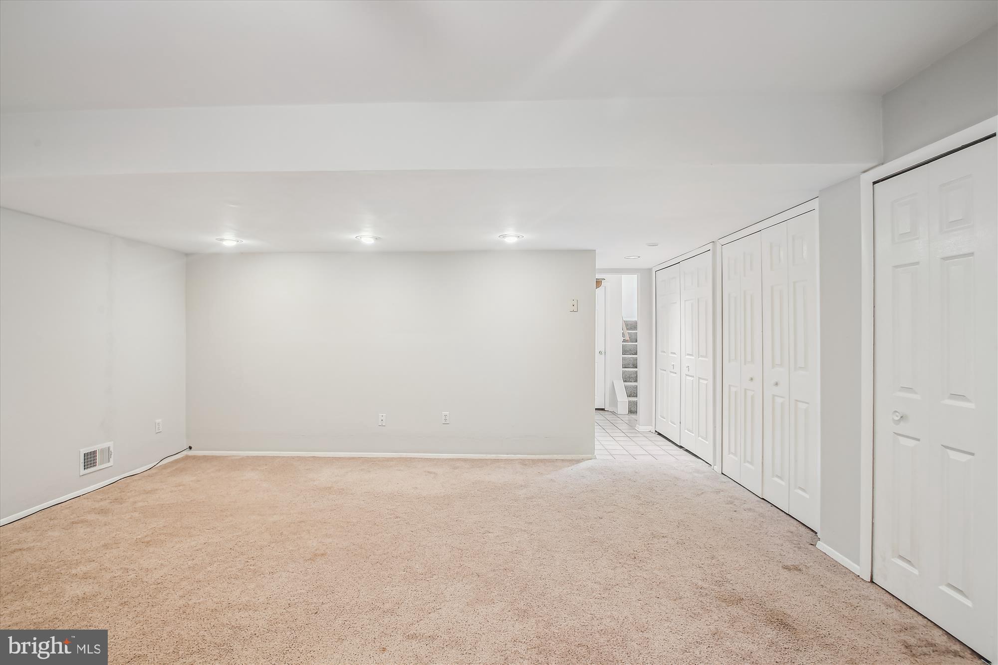 WOODLAND VILLAGE - Residential