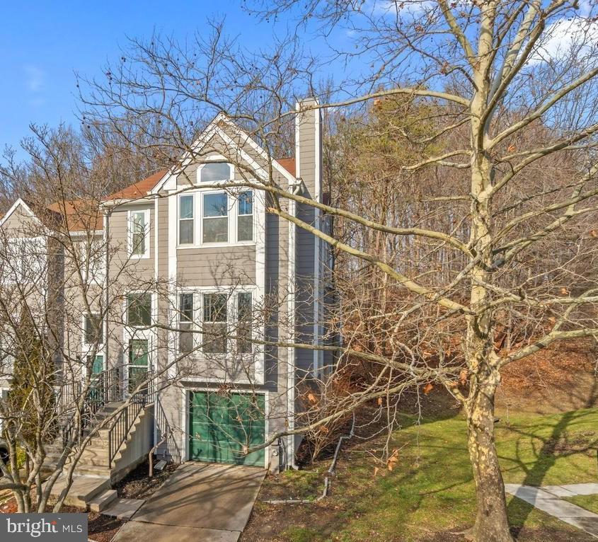 WOODLAND VILLAGE - Residential