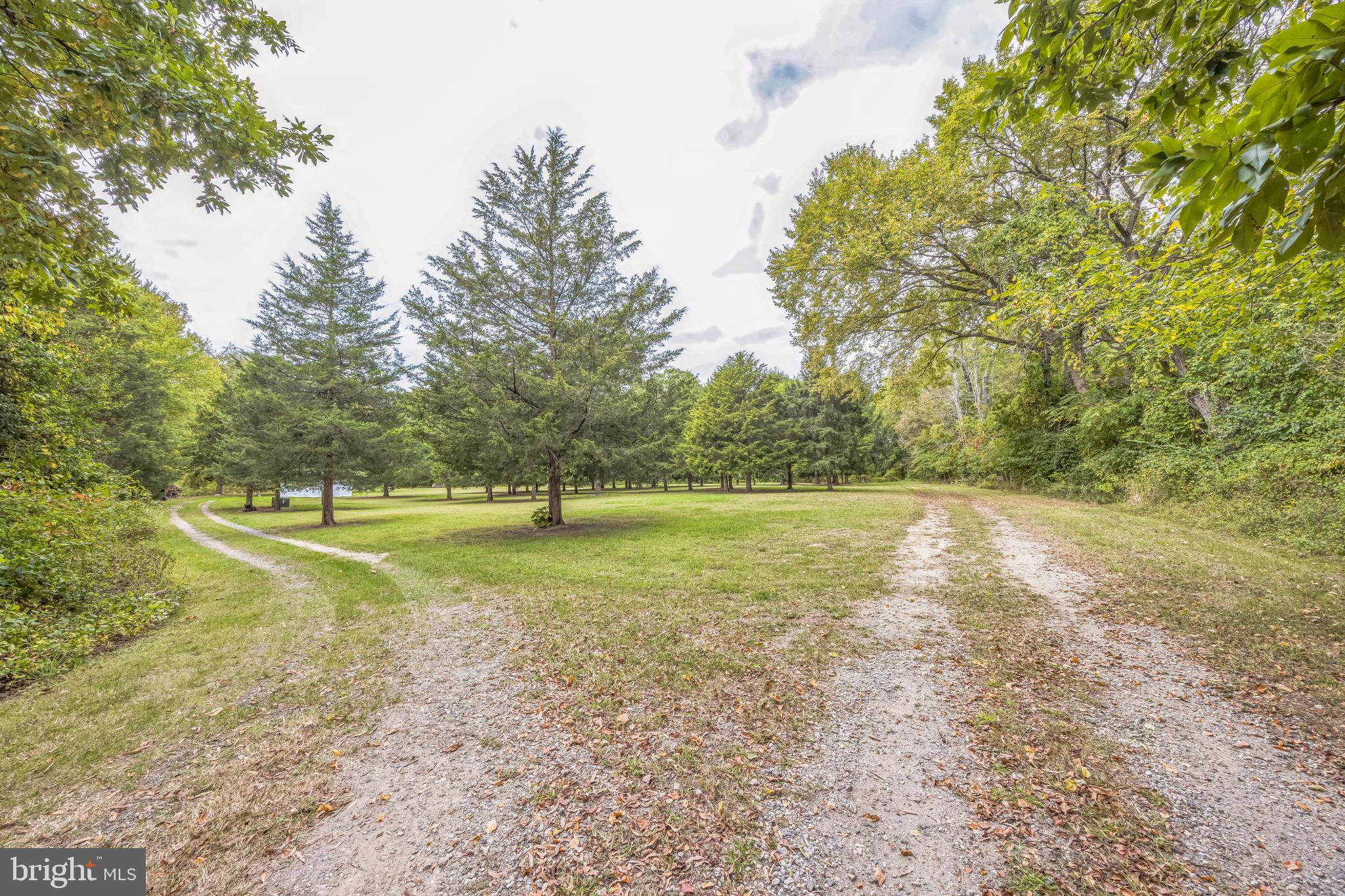 810 MOUNT LAUREL ROAD
