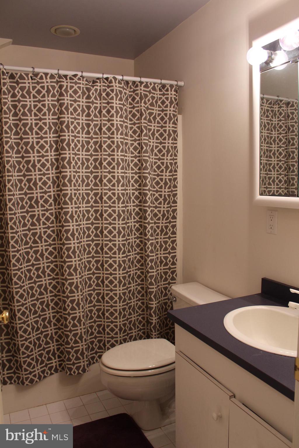 WORTHINGTON PARK - Residential Lease