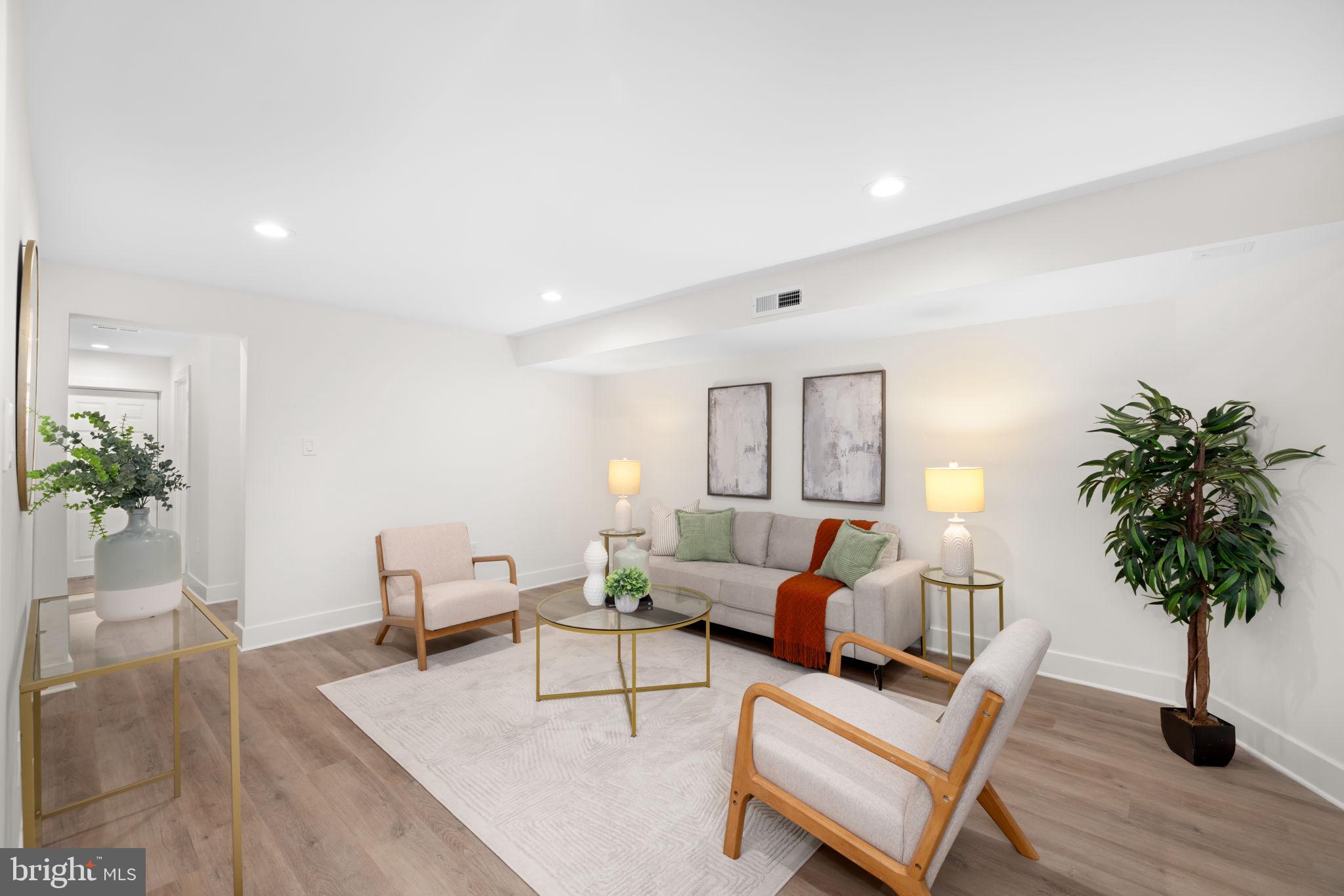 BROOKLAND - Residential