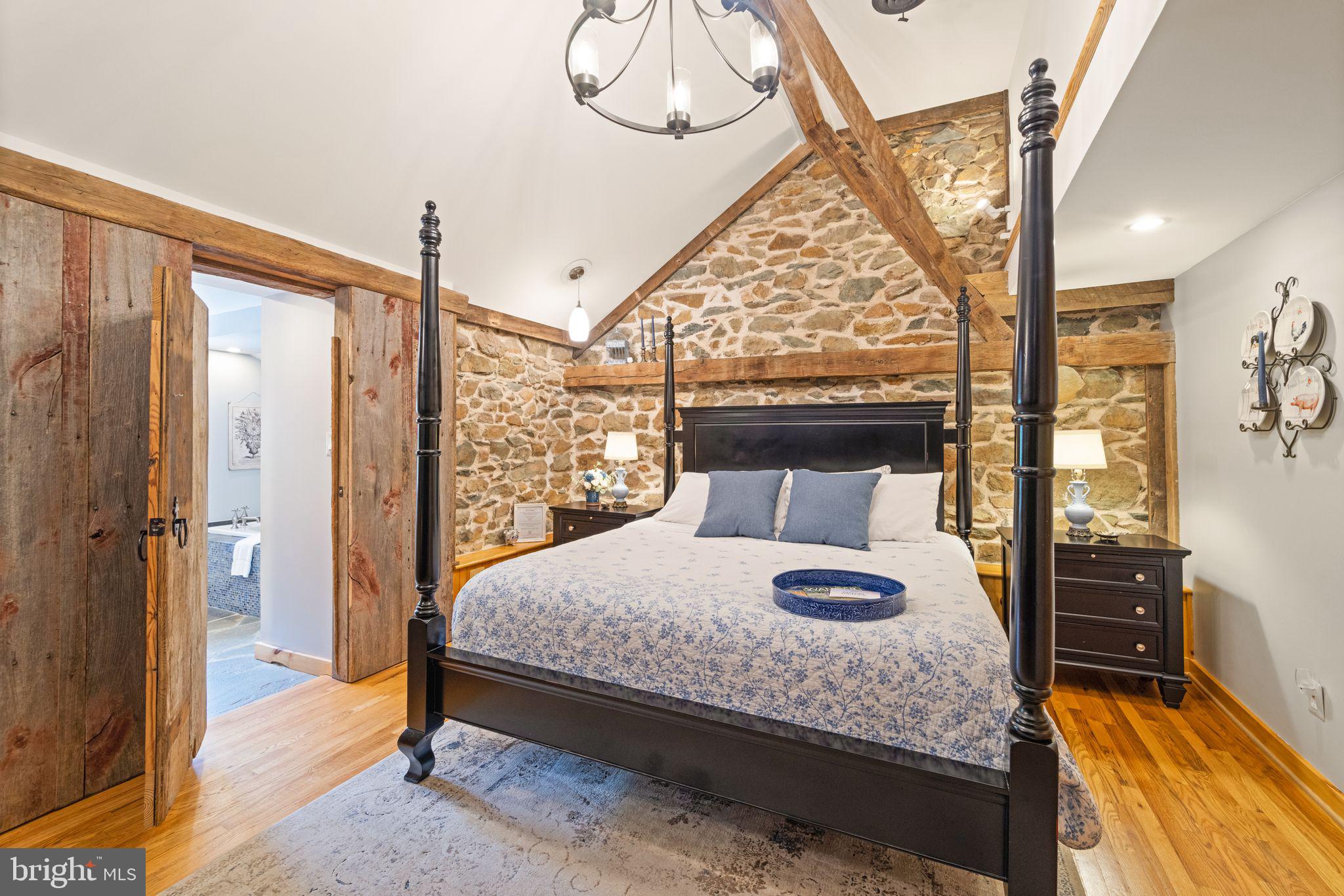 LOUDOUN - Residential