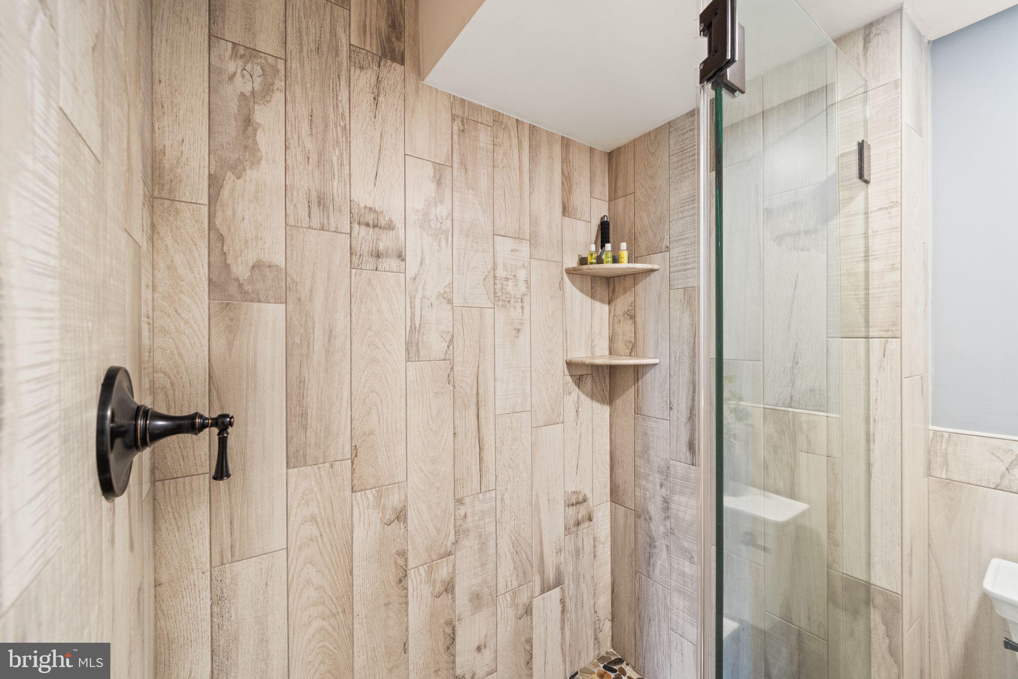 LOUDOUN - Residential