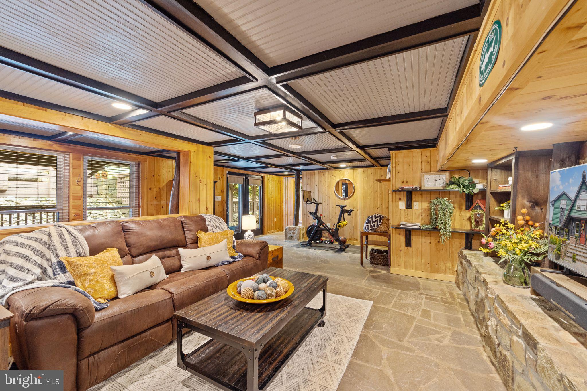 LOUDOUN - Residential