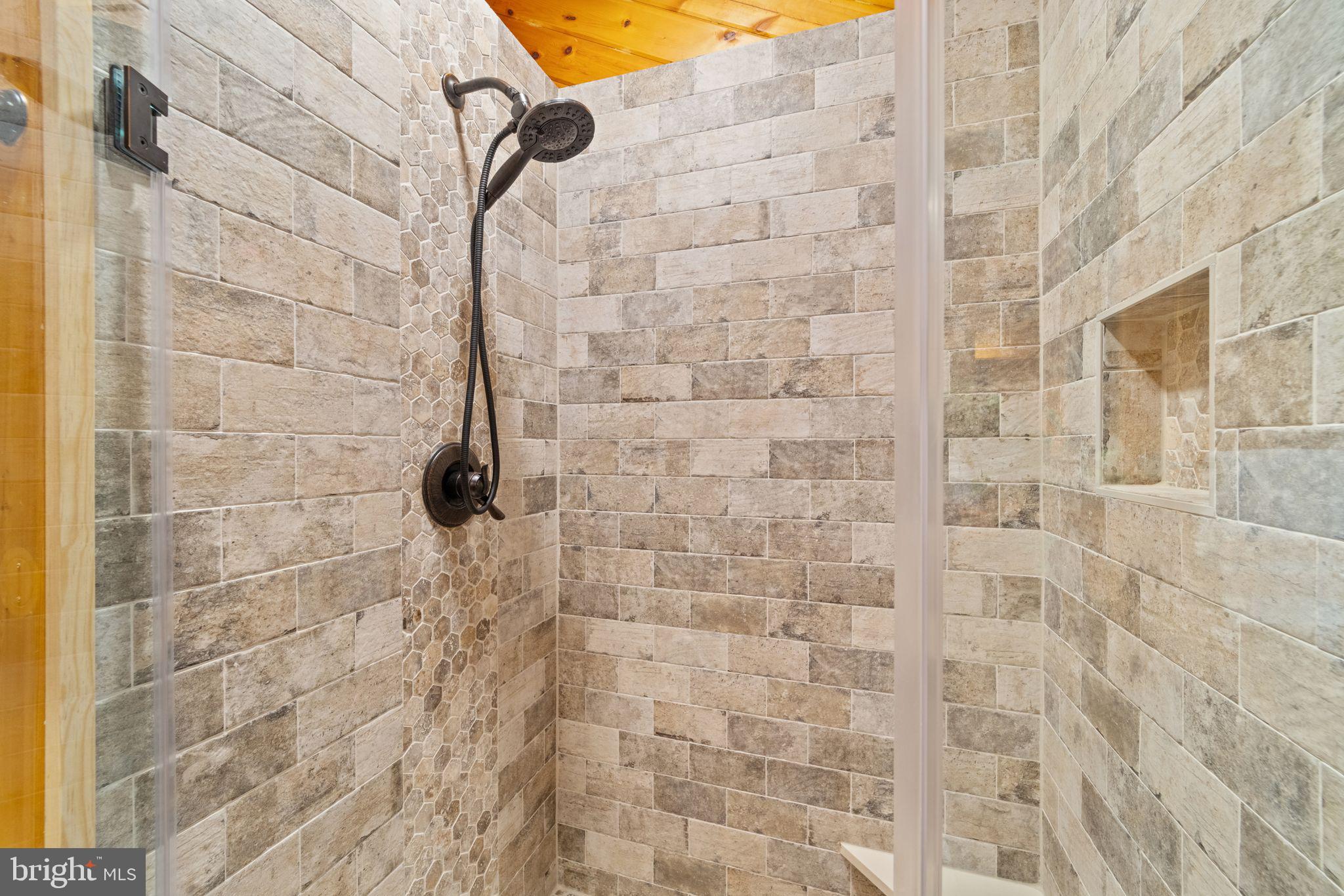 LOUDOUN - Residential